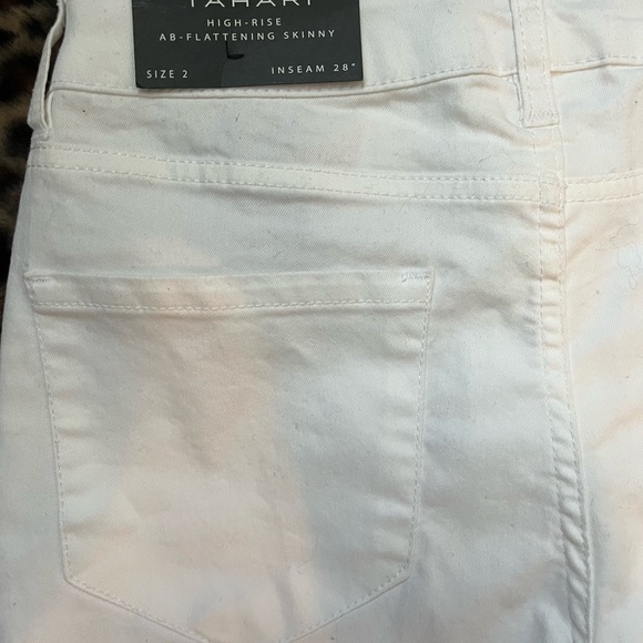 Tahari, high rise, Ella-Hi rise ankle skinny white jeans. - Picture 3 of 5